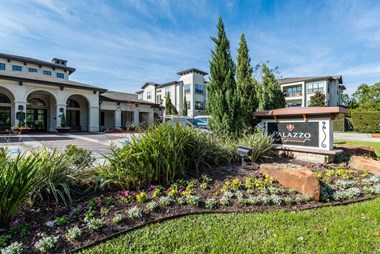 13801 Napoli Drive 1-2 Beds Apartment for Rent Photo Gallery 1
